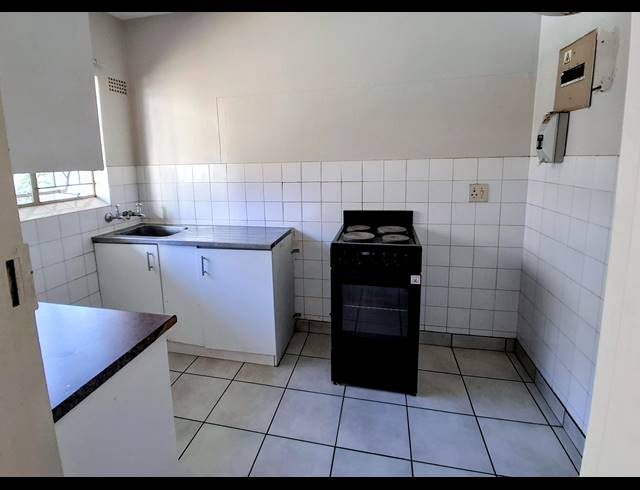 2 BEDROOM APARTMENT FOR SALE IN KENSINGTON B